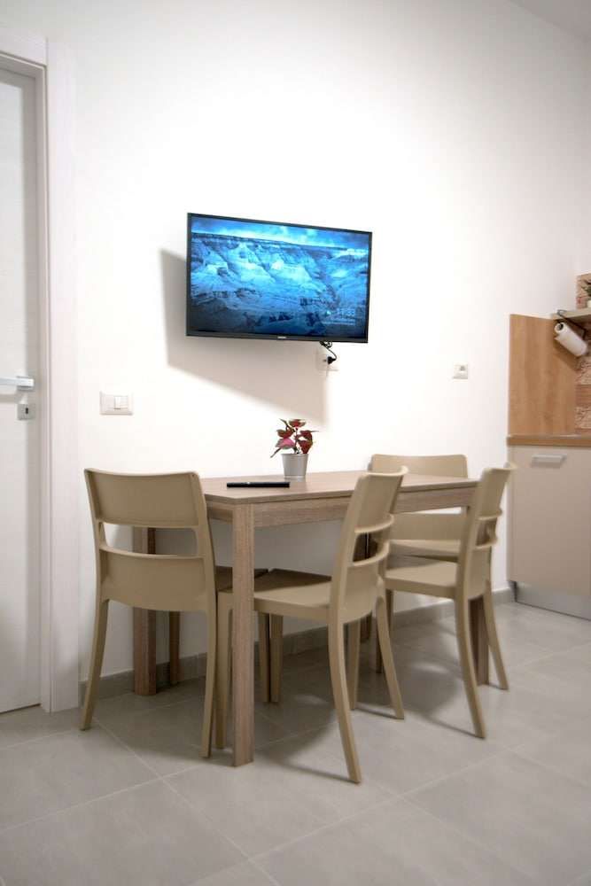 Rocciola Home