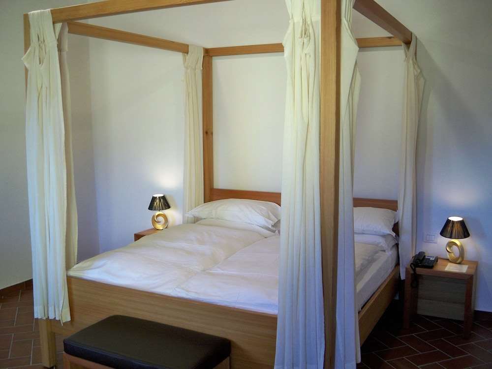Relais Palazzo Lodron Guest House