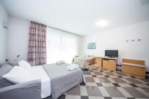 Piazzi House Residence