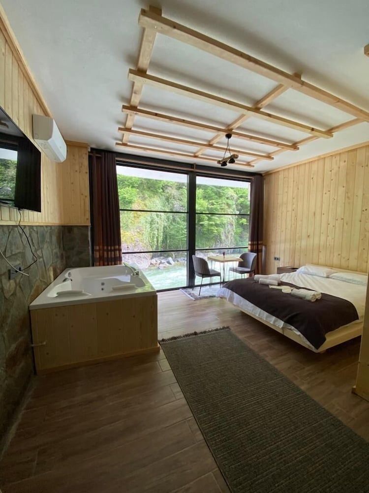 Dogal Suit Bungalov