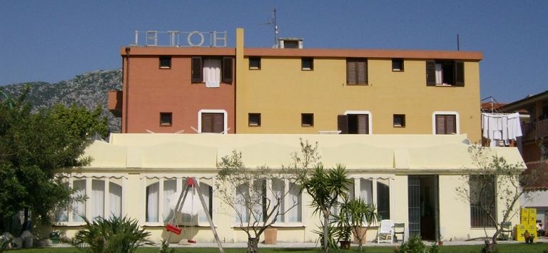 Hotel S'Ortale