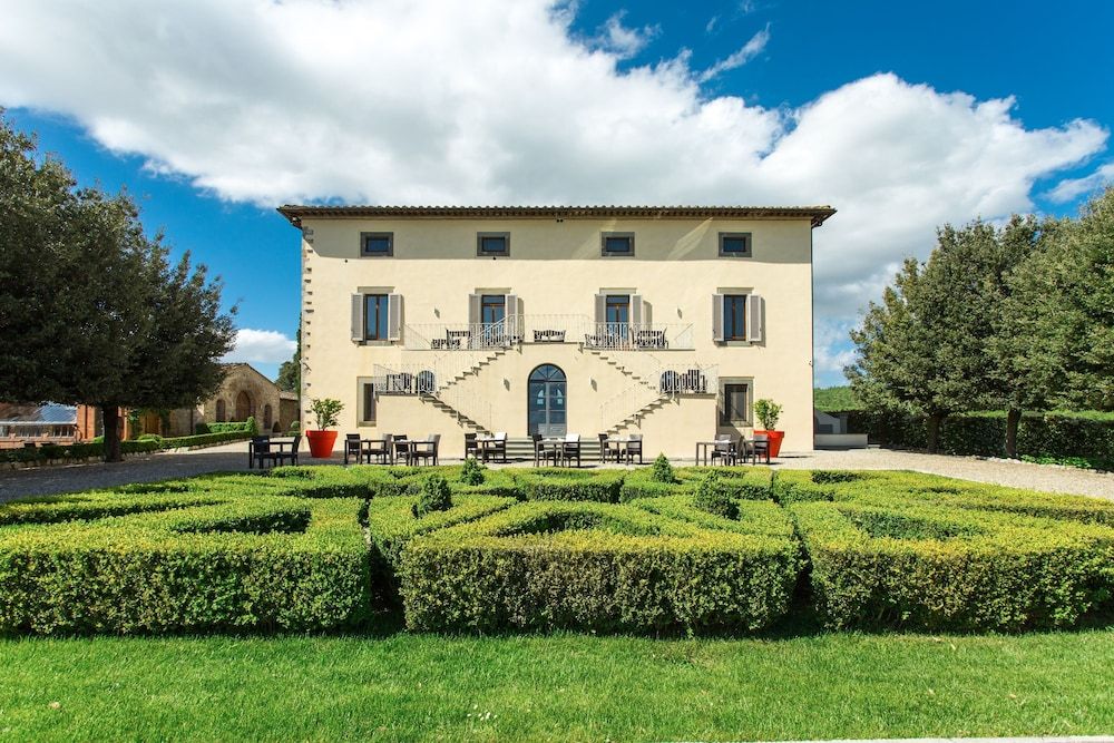 Castello La Leccia