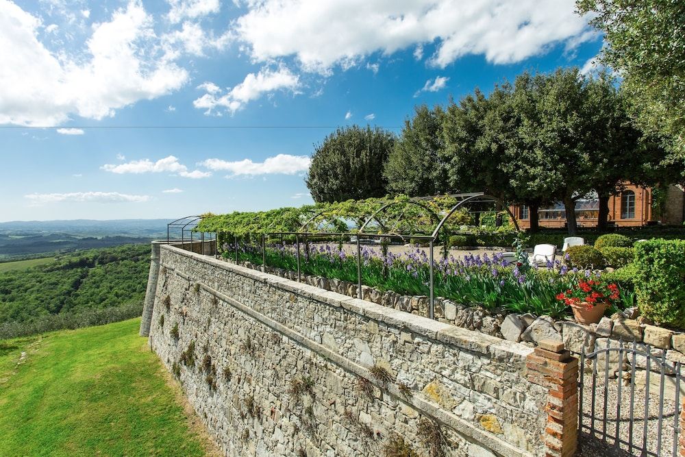 Castello La Leccia