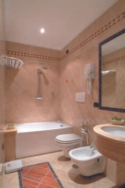 Colosseo Studio Suites