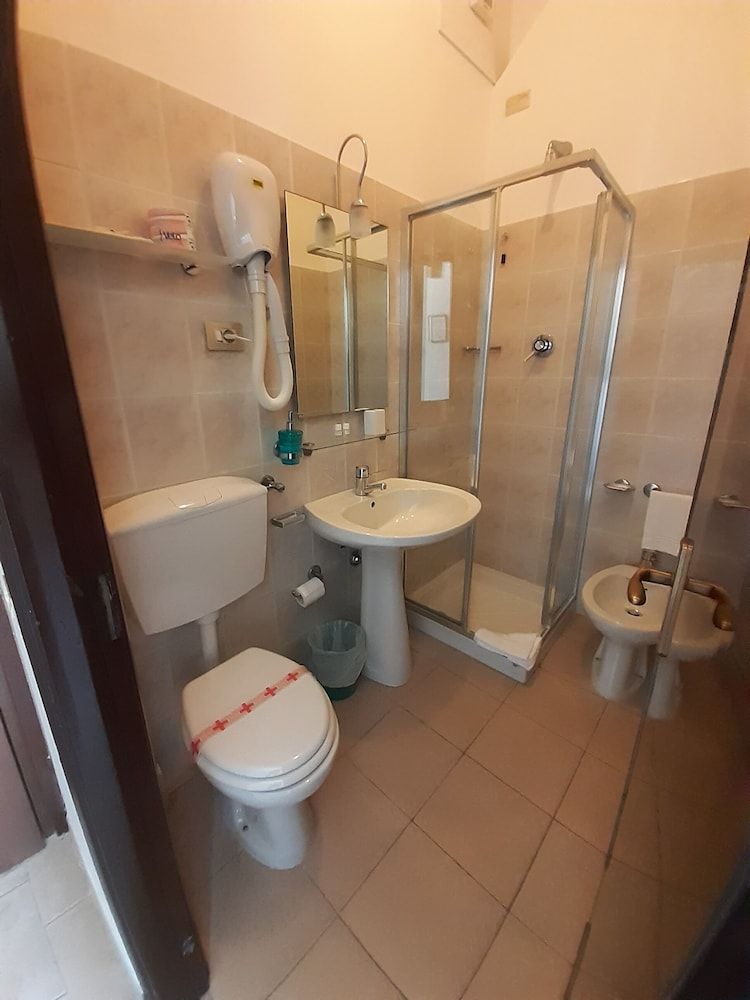 Albergo Blueline