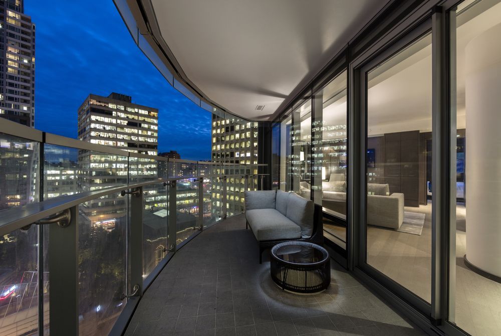Paradox Hotel Vancouver