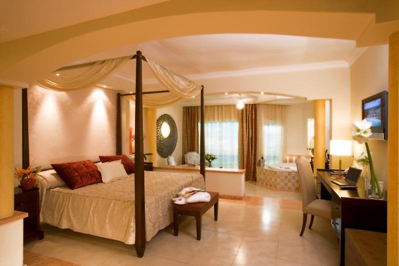Majestic Elegance Punta Cana Resort - Family Section