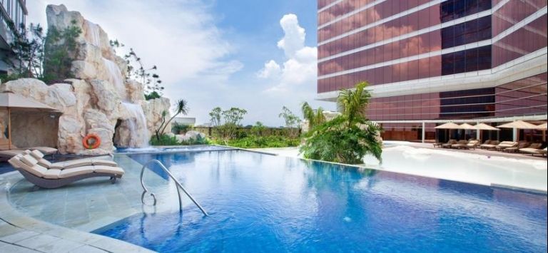 The Trans Luxury Hotel