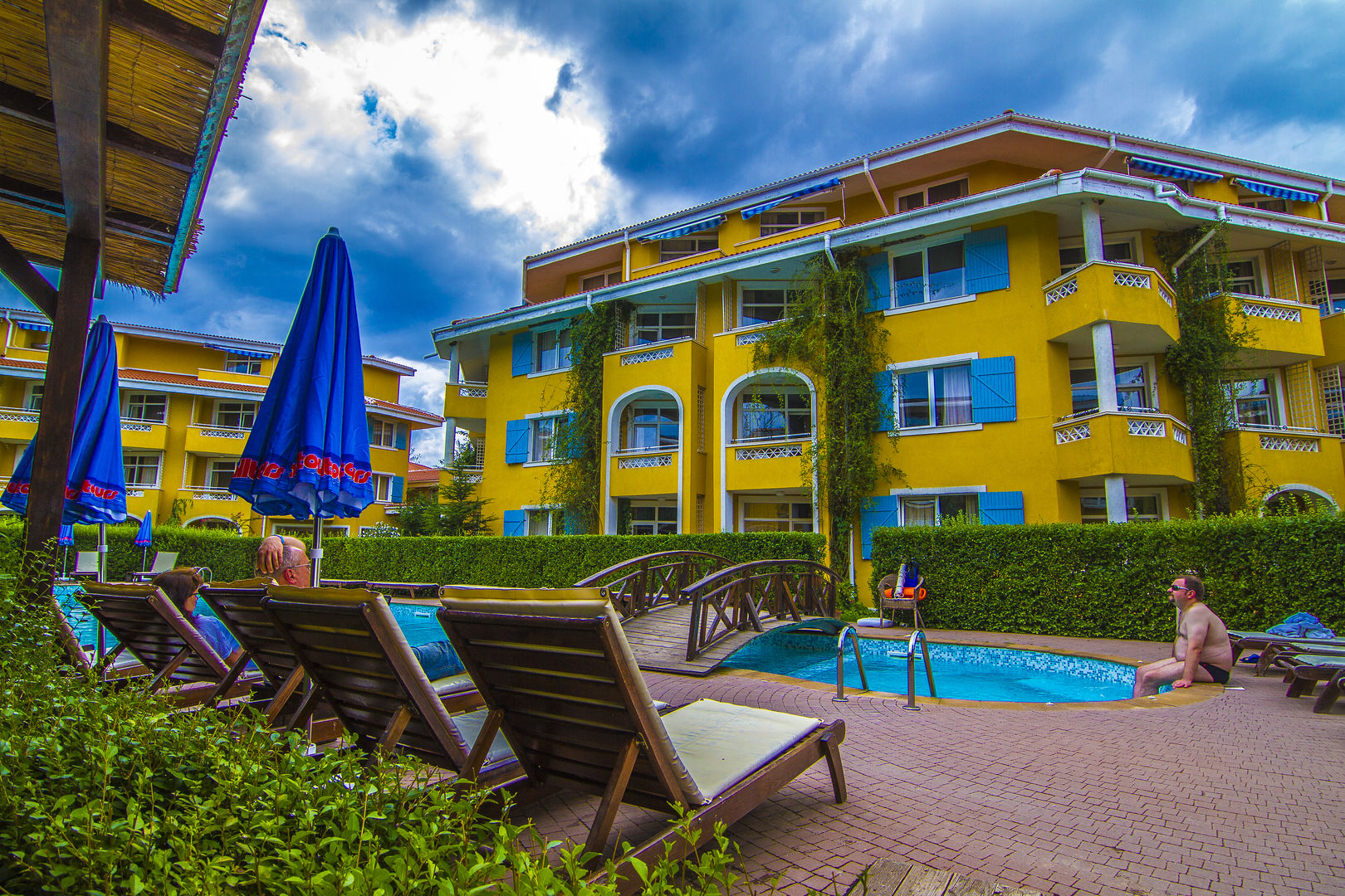 Blue Orange Beach Resort