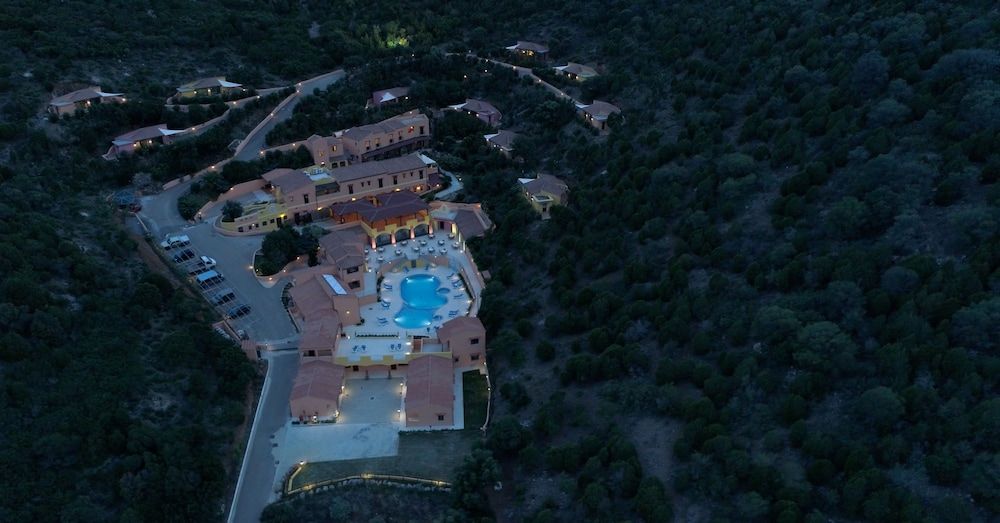 Sos Ventos Village