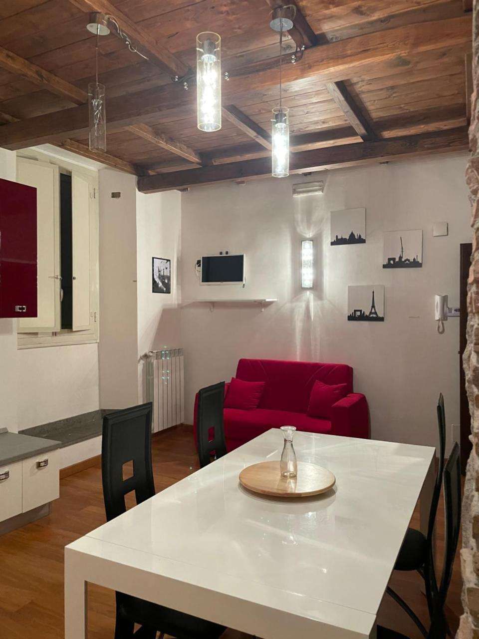 Emc2 Bed & Breakfast