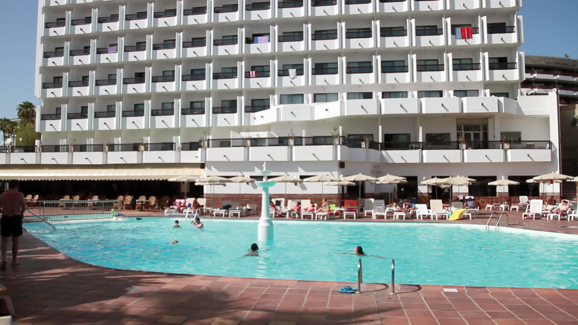Hotel Caserio