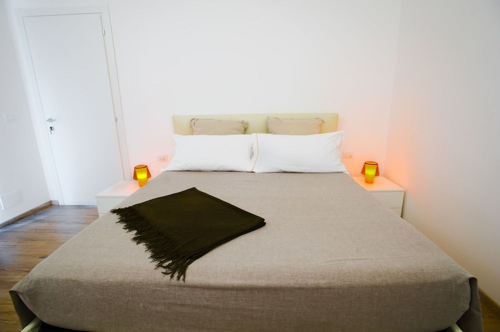 B&B Alusea