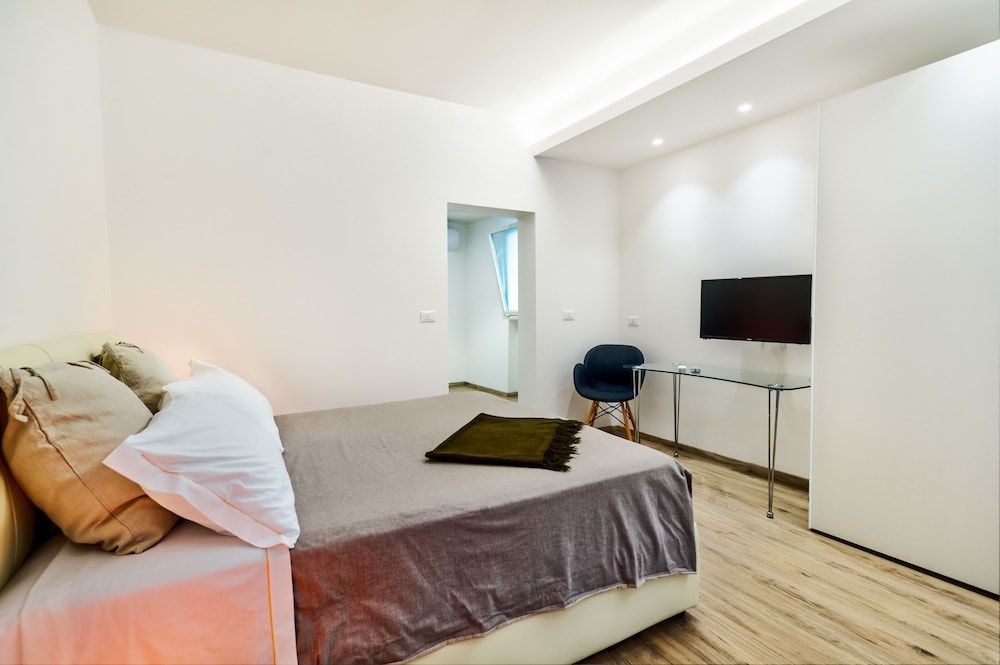 B&B Alusea