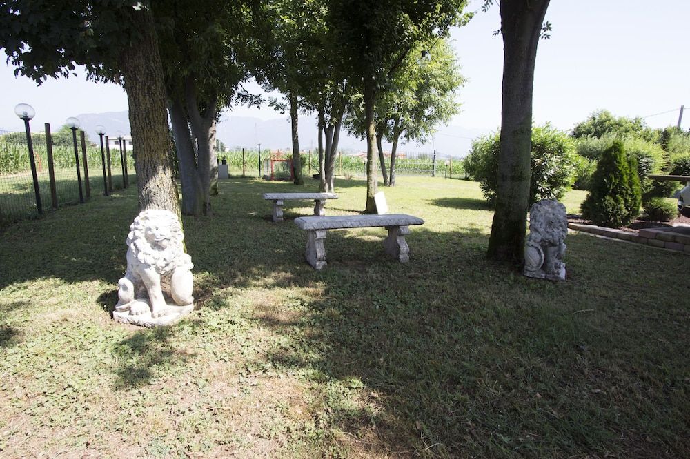 Le Fate Corbezzole