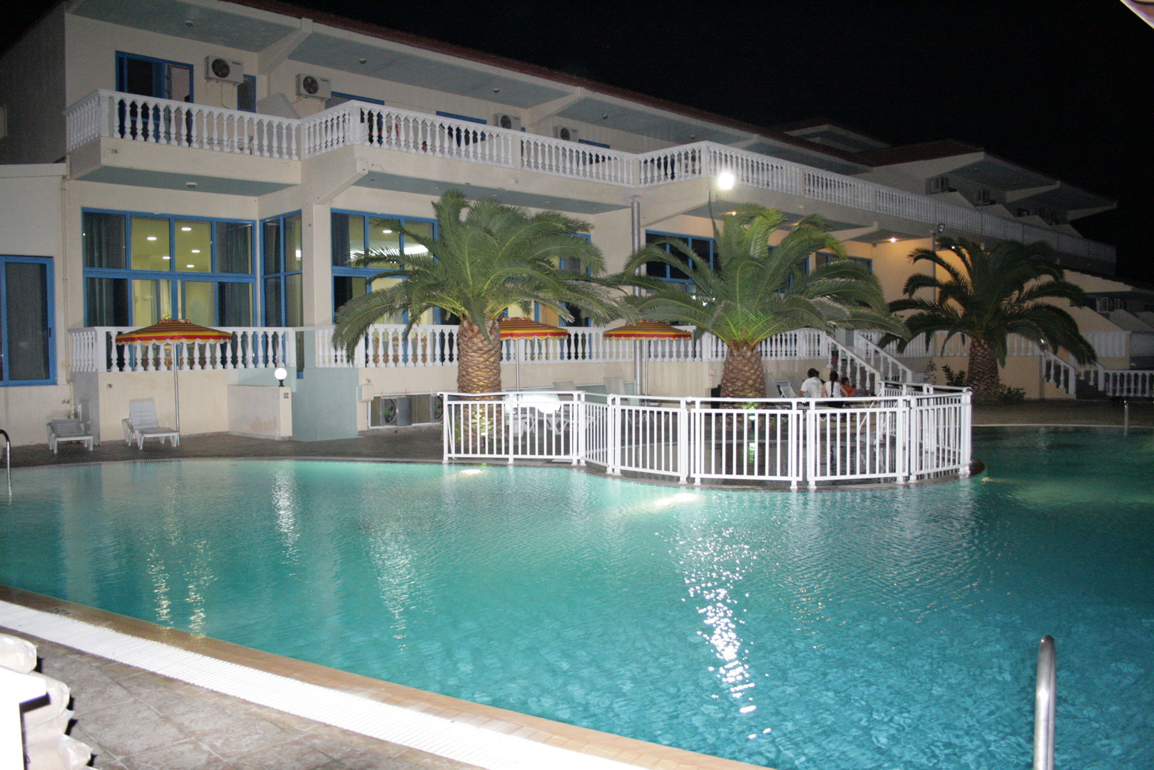 Kamari Plus Hotels