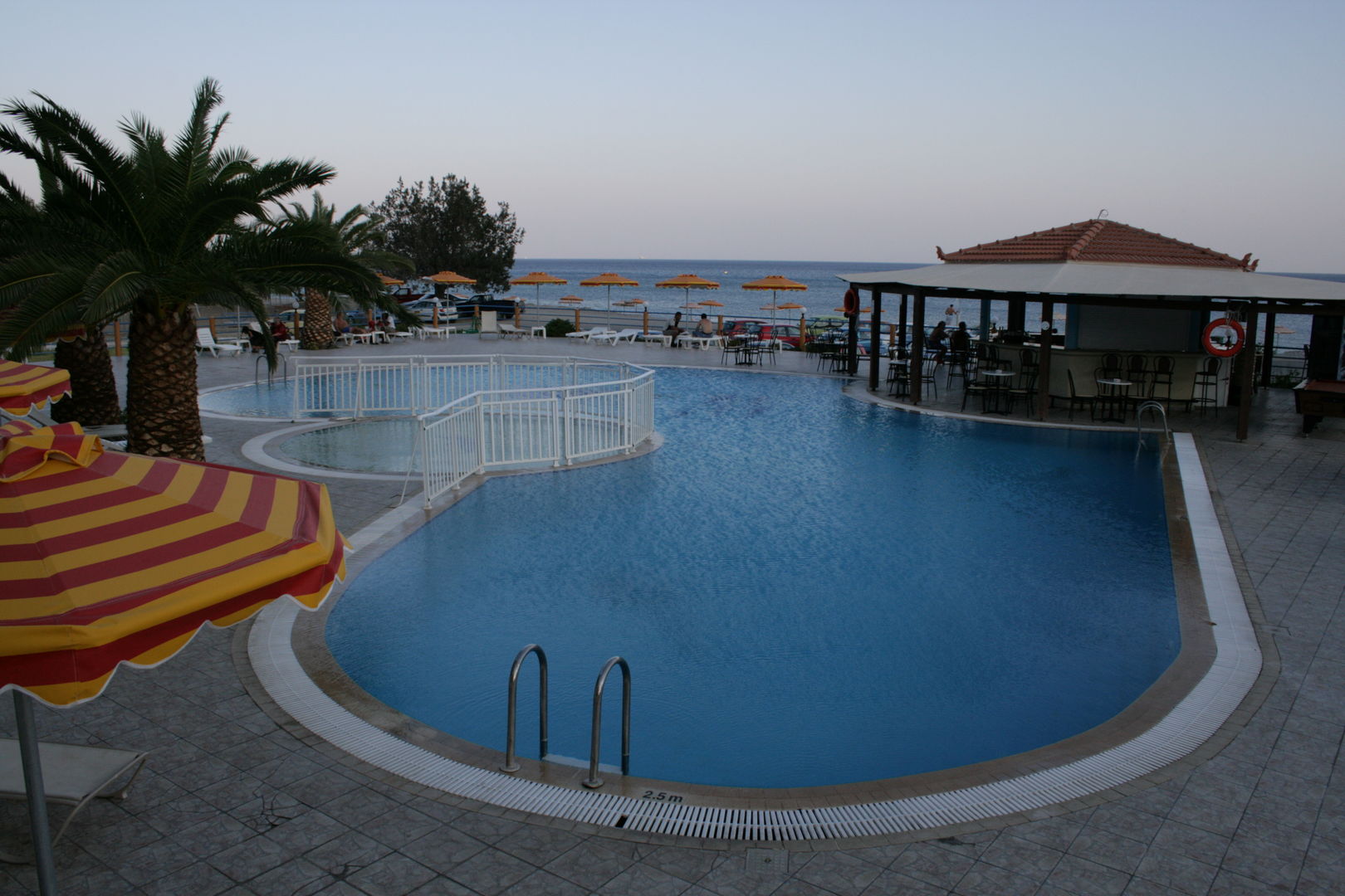 Kamari Plus Hotels
