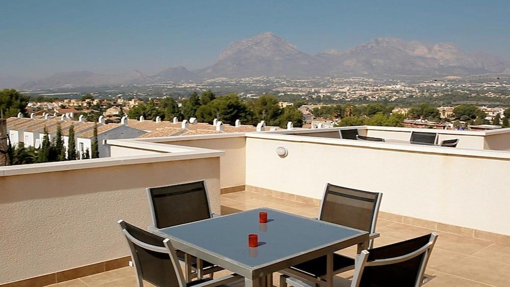 Albir Palace