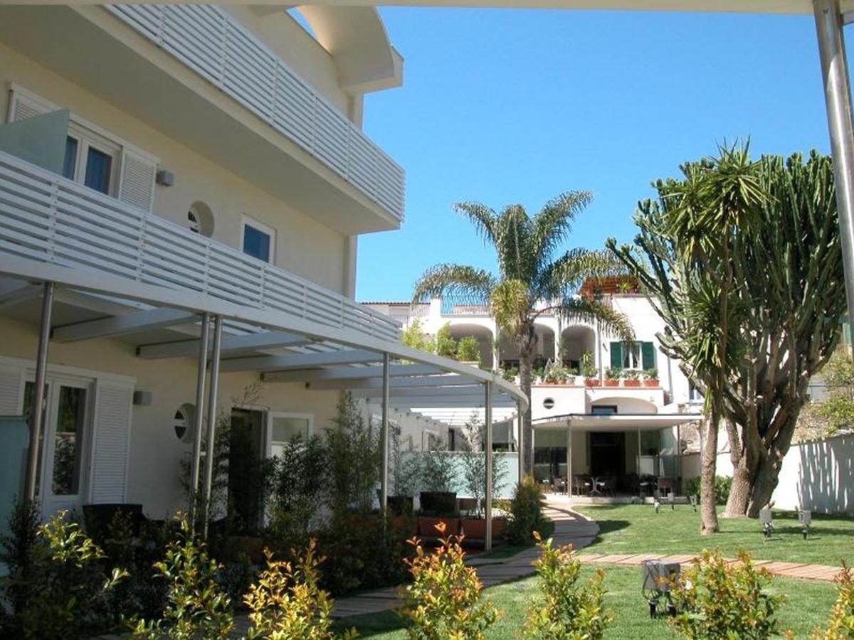 Marina 10 Boutique & Design Hotel