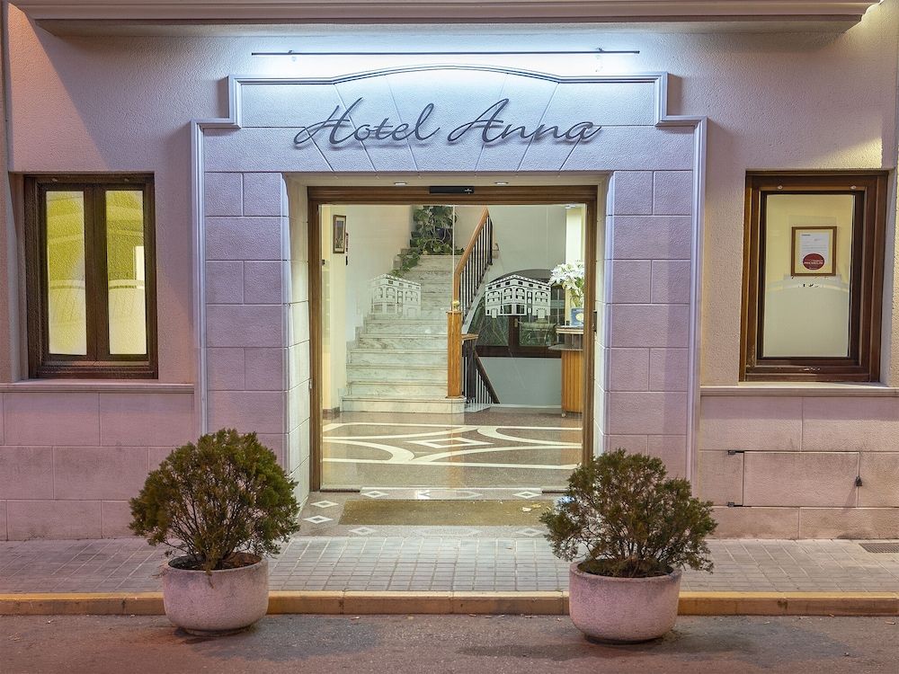Hotel Anna