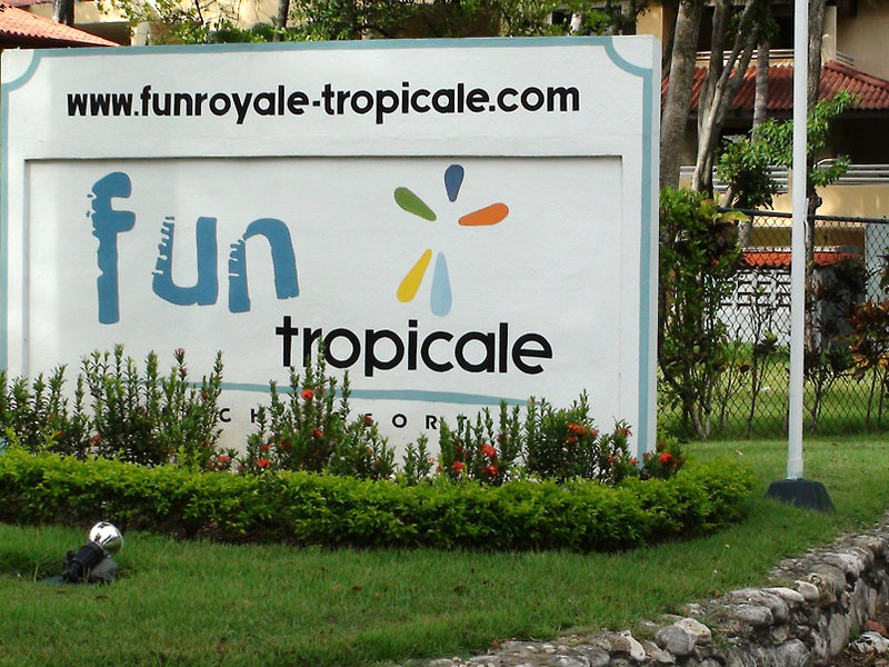 Fun Royale & Fun Tropical Beach Resort