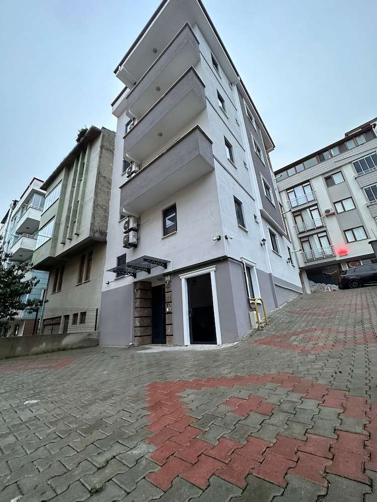 Albayrak Apart