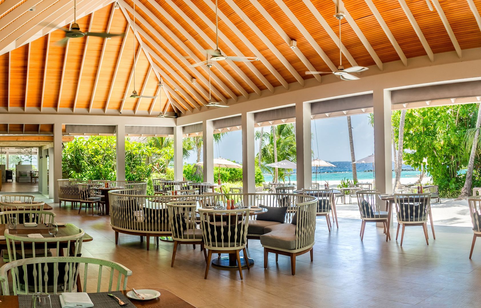 Niva Dhigali Maldives