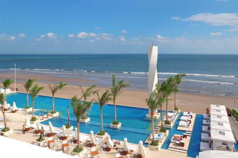 Lv8 Resort Hotel