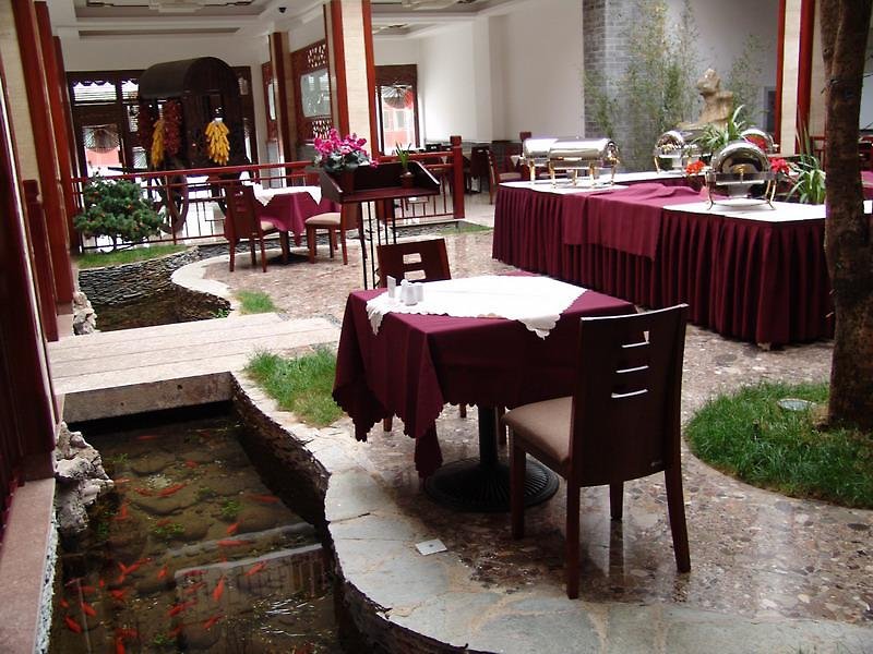 Lijiang Huama Hotel