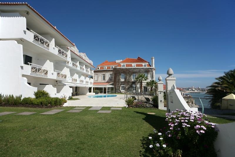 The Albatroz Hotel