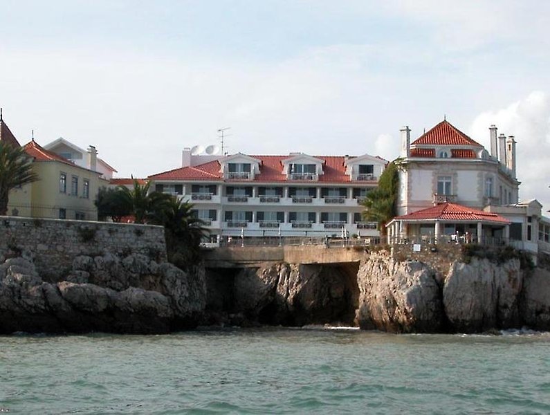 The Albatroz Hotel