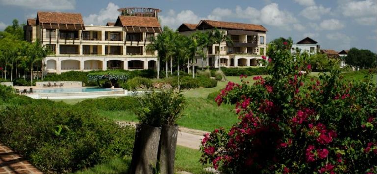 Los Altos Residences