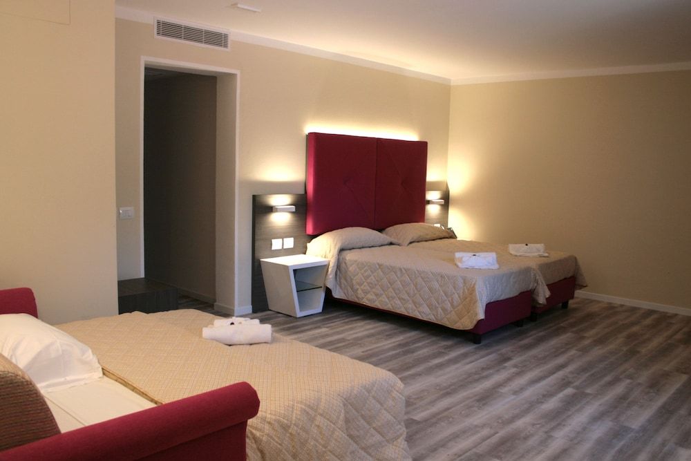 Alma Living Hotel