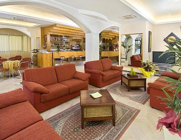 Hotel Athena