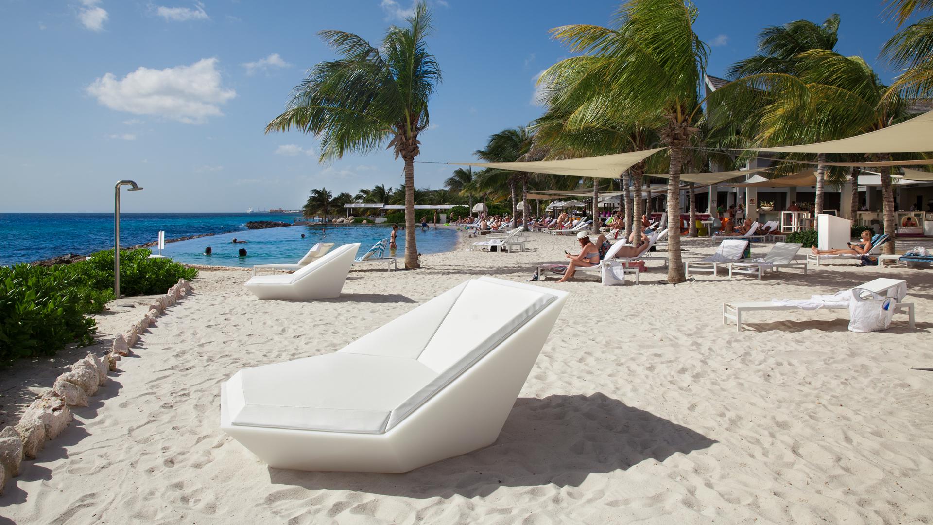 Papagayo Beach Resort