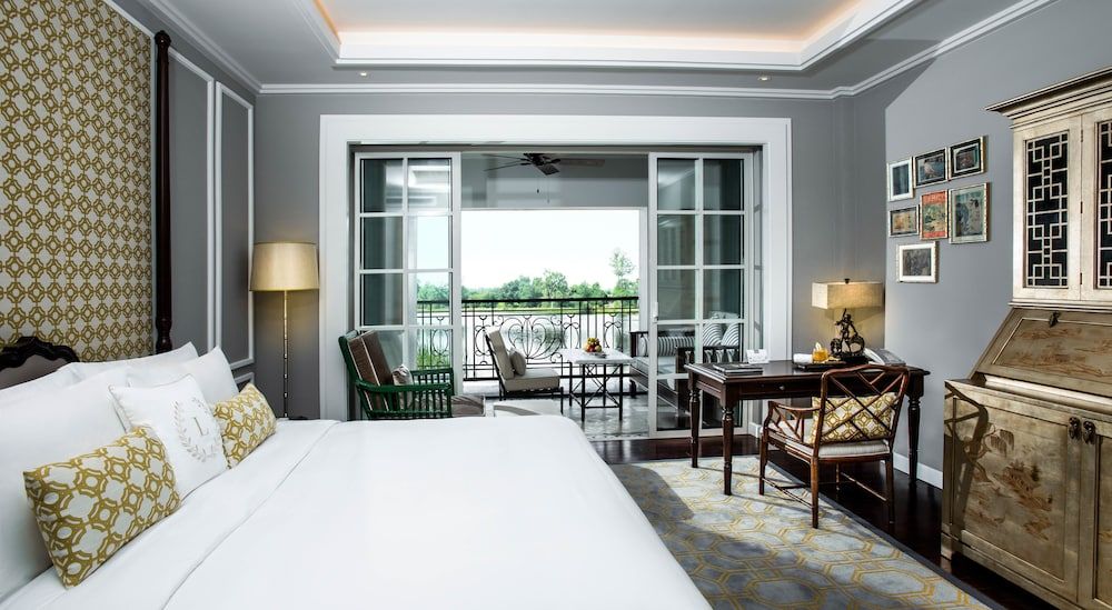 Mia Saigon Luxury Boutique Hotel