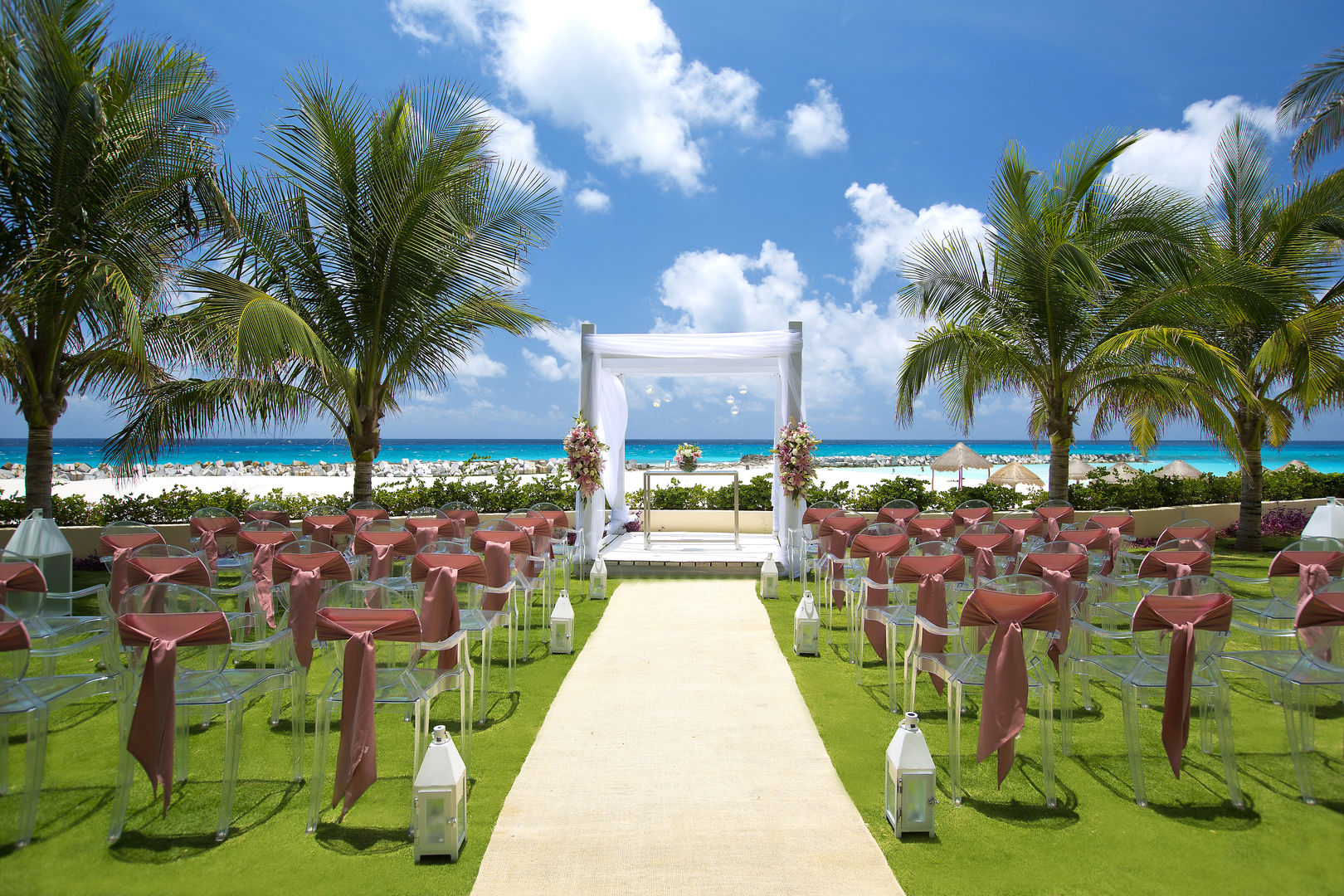 Krystal Grand Cancún