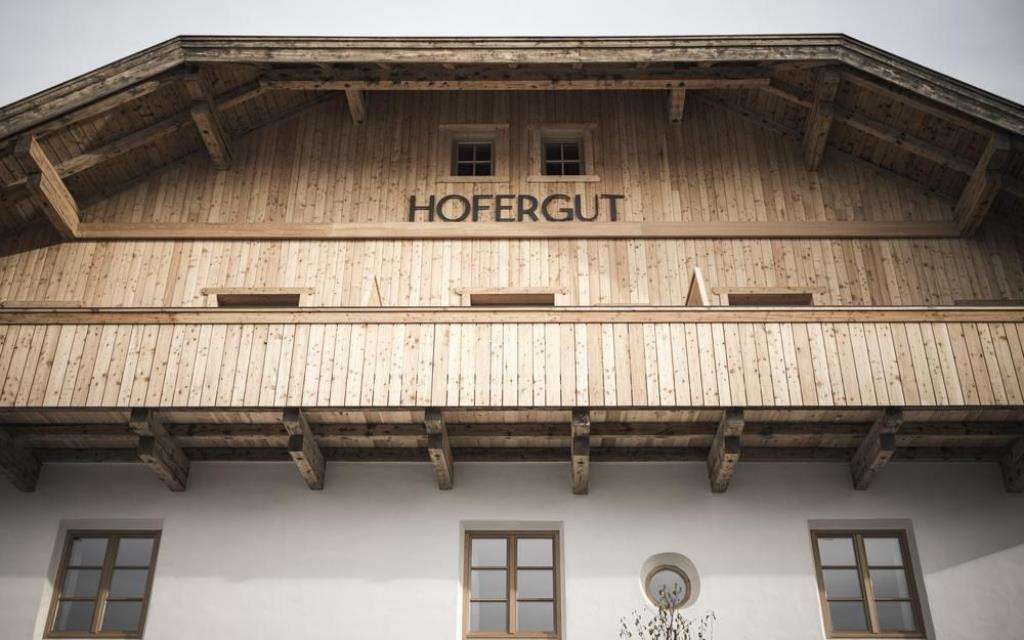 HOFERGUT Suites & Apartments