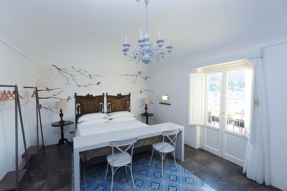 Palazzo Conti Camere & Suite