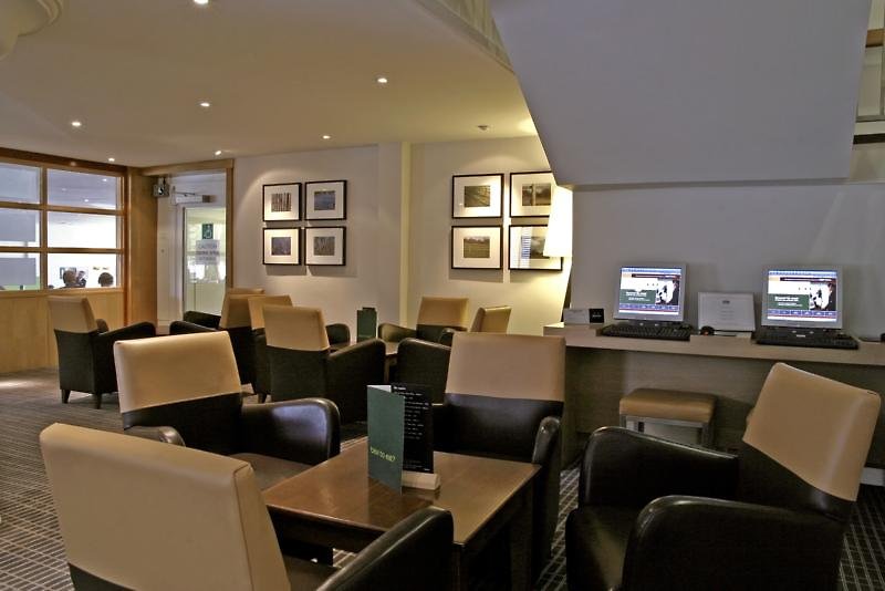 Holiday Inn Cardiff City Centre