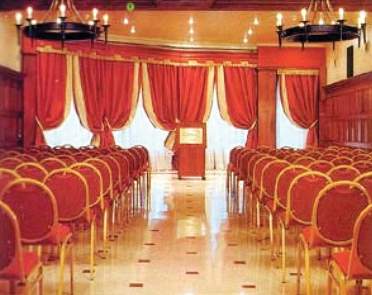 Claridge Hotel