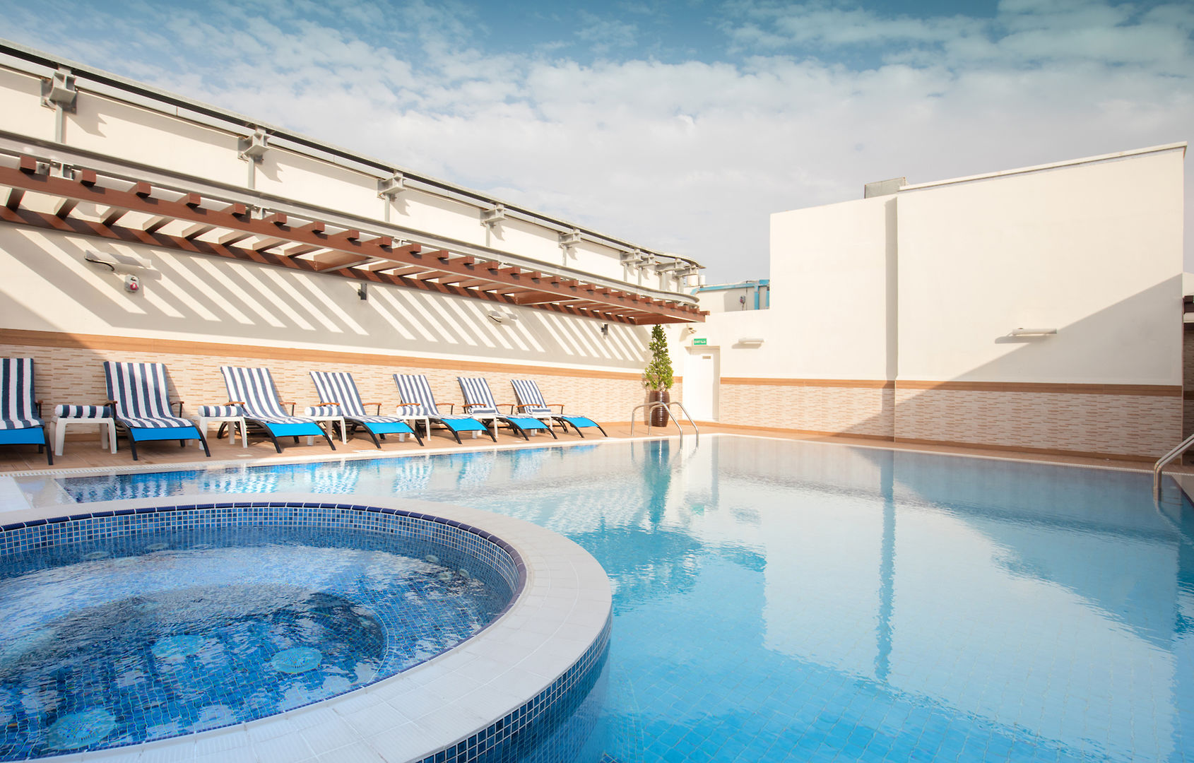 Golden Tulip Downtown Abu Dhabi