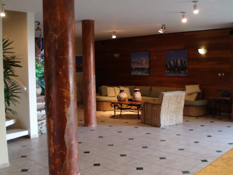 Velero Beach Resort