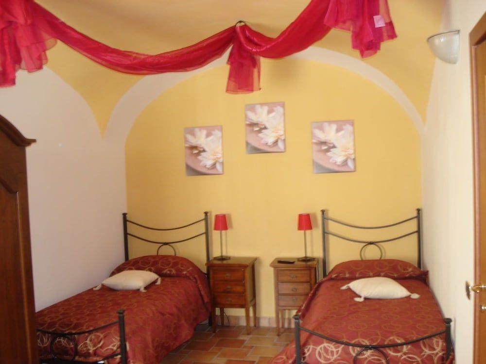 B&B 1646 Holiday House