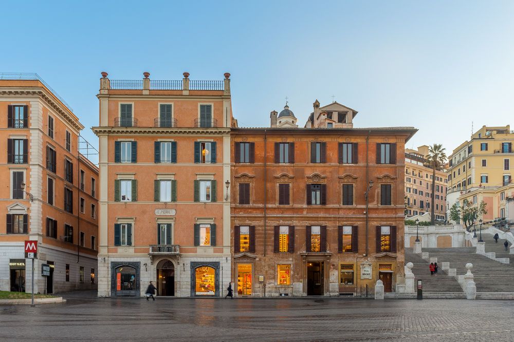 Les Diamants Spanish Steps Suites