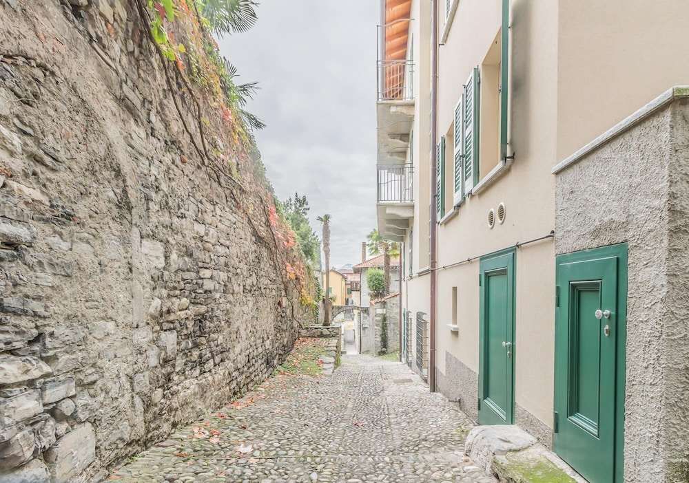 Del Duca Apartment