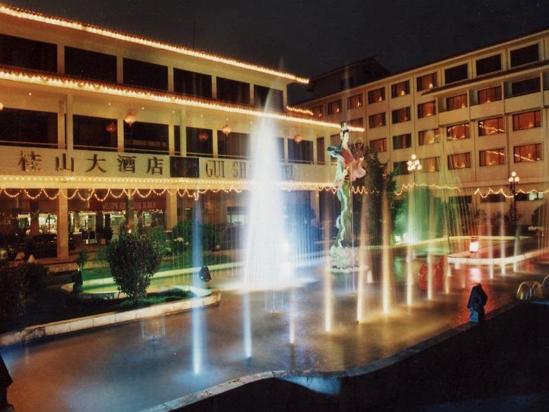 Grand Link Hotel