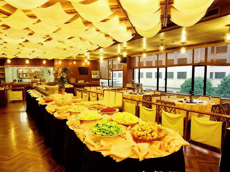 Grand Link Hotel