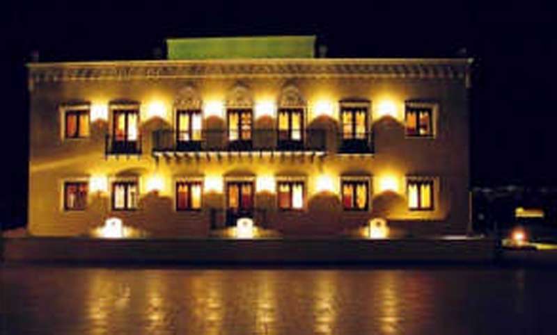 Hotel Domus Aurea