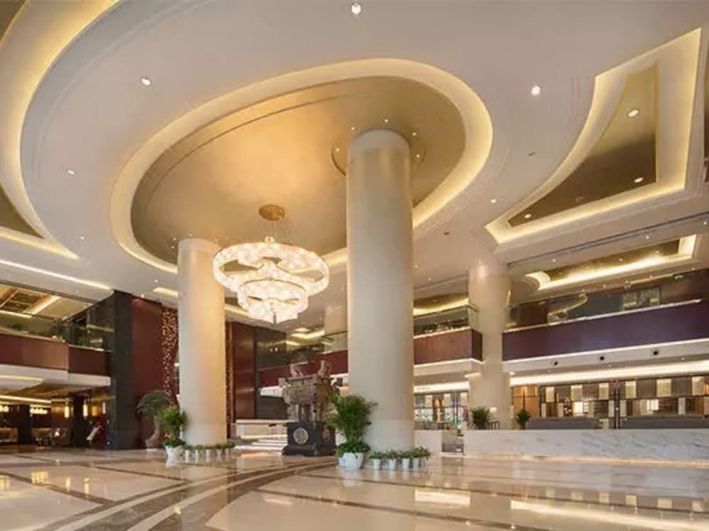 Maison New Century Hotel Cixi